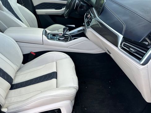 Used 2022 BMW X5 M w/ Competition Package 2 AWD/4WD image 16