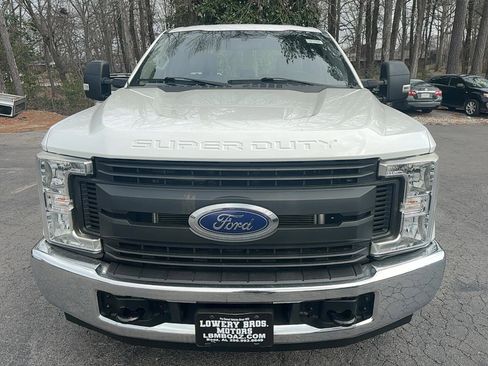 Used 2019 Ford F250 XL w/ XL Value Package image 2