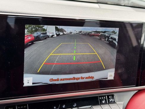 Used 2025 Toyota Camry XSE AWD/4WD image 4