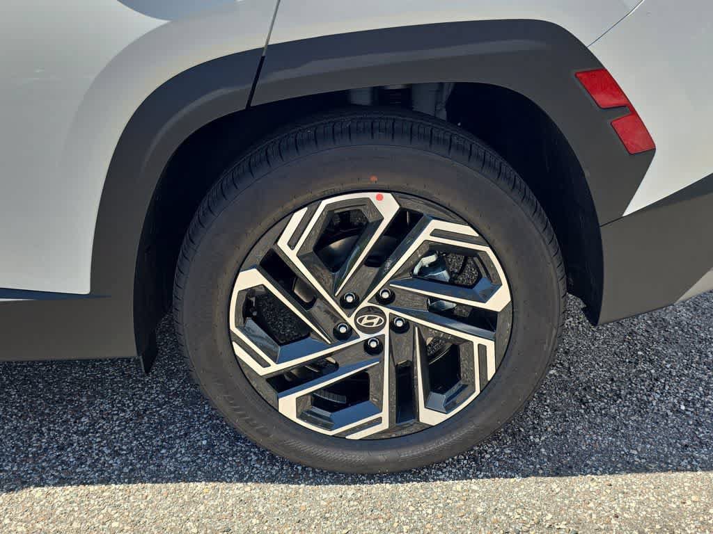New 2026 Hyundai Tucson Limited w/ Tow & Go Package FWD image 14