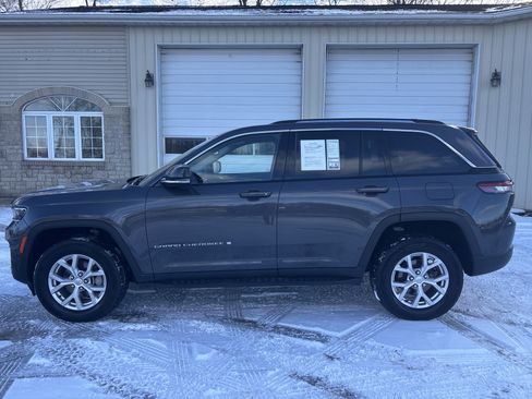 Used 2023 Jeep Grand Cherokee Limited image 74