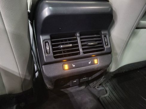 Used 2024 Land Rover Range Rover Evoque S image 23