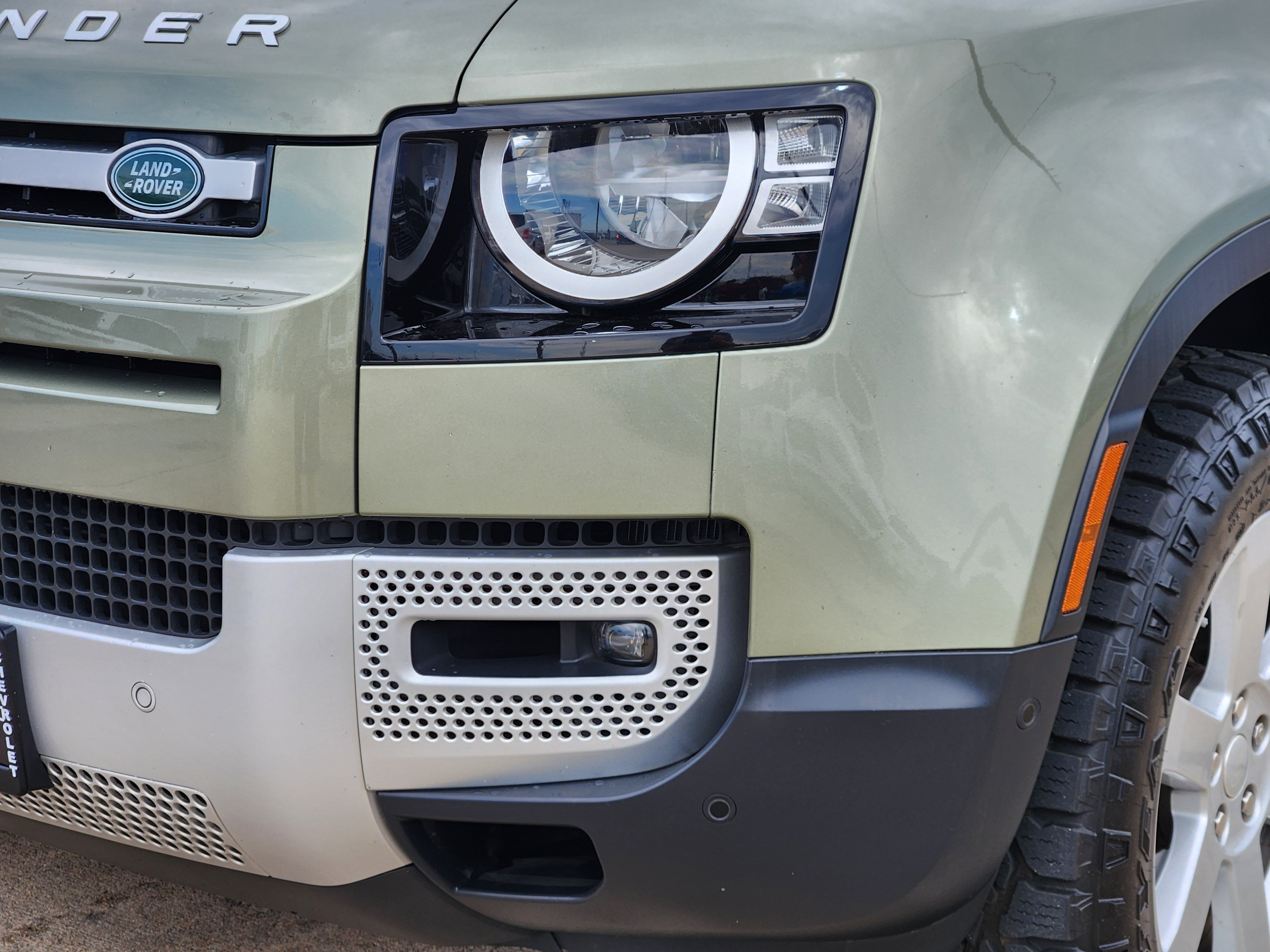 Used 2020 Land Rover Defender 110 S AWD/4WD image 10