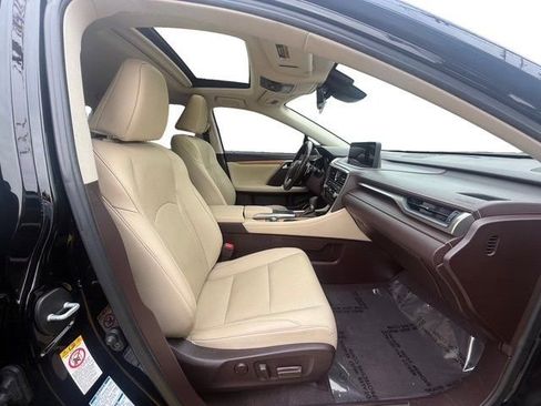 Used 2020 Lexus RX 350L Premium w/ Premium Package image 13