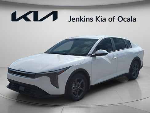 New 2026 Kia K4 FWD image 7
