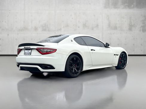 Used 2015 Maserati GranTurismo MC image 7