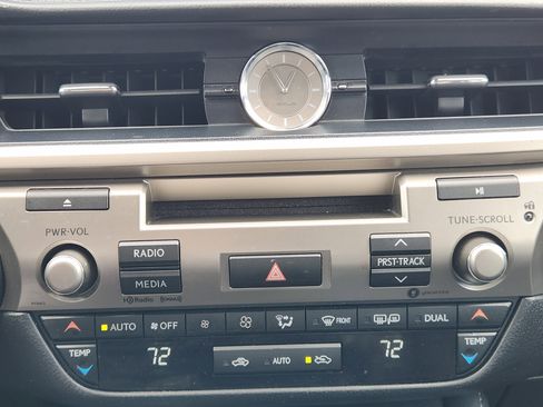 Used 2017 Lexus ES 350 Premium w/ Premium Package image 21