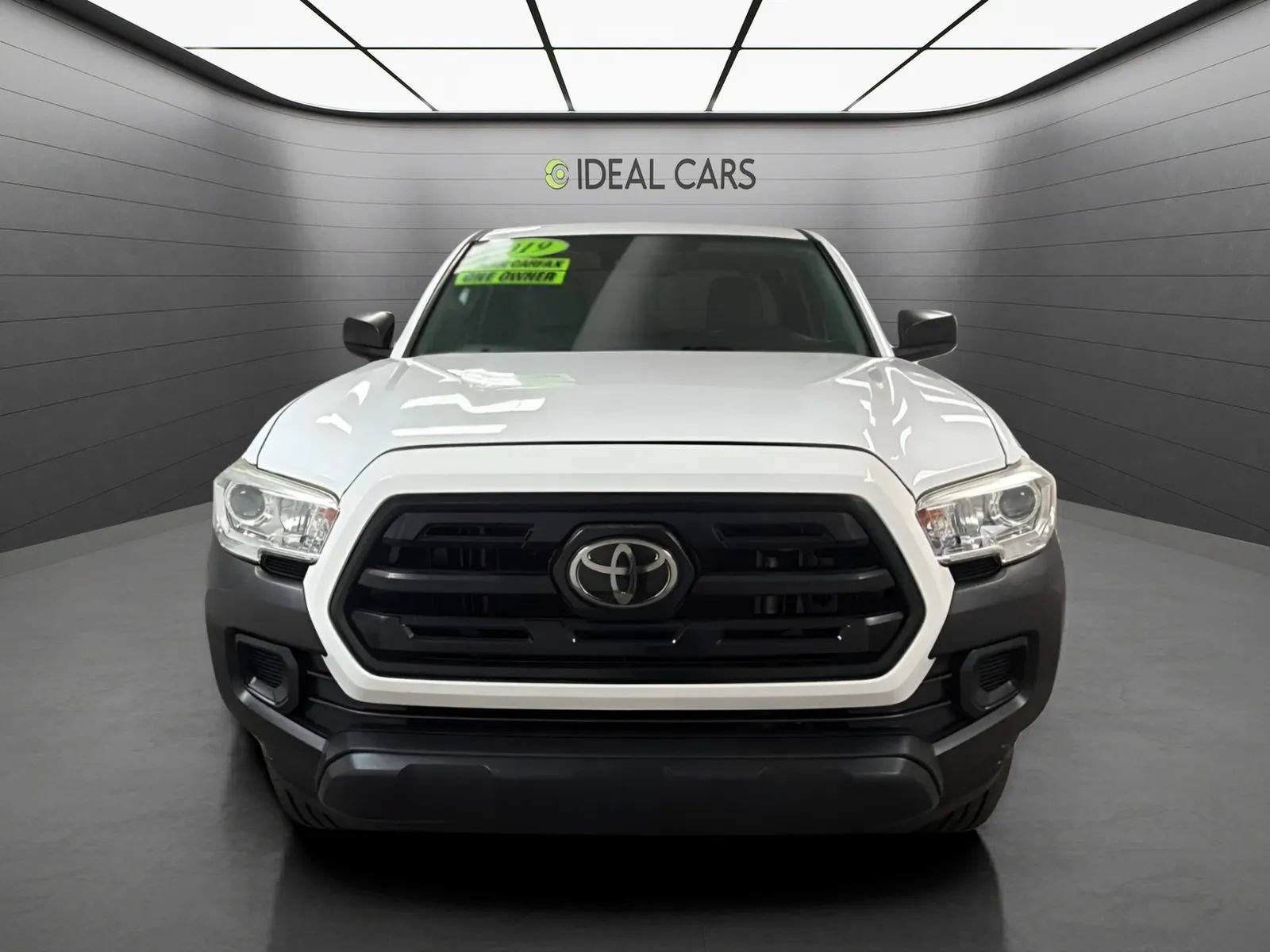 Used 2019 Toyota Tacoma SR RWD image 2