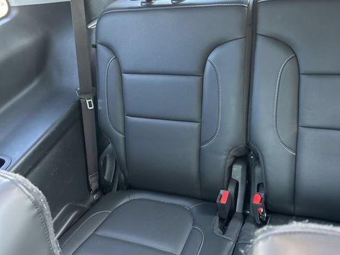 Used 2018 GMC Acadia SLT w/ LPO, Floor Liner Package AWD/4WD image 14