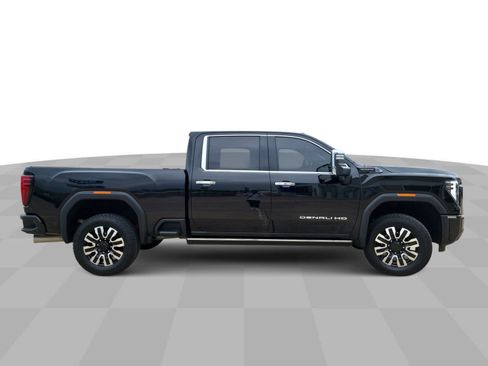 Certified 2025 GMC Sierra 2500 Denali Ultimate AWD/4WD image 9