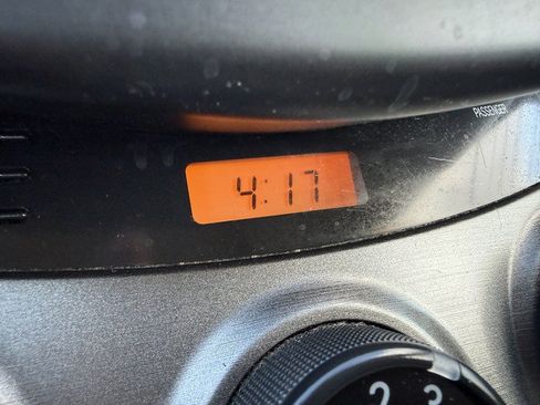 Used 2010 Toyota RAV4 2WD V6 image 32
