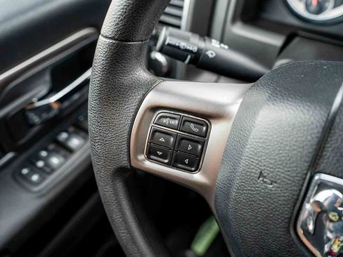 Used 2024 RAM 1500 Warlock AWD/4WD image 15