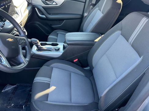 Used 2025 Chevrolet Blazer LT image 23