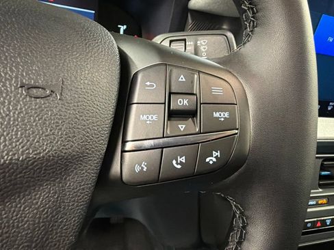 New 2026 Ford Maverick XLT w/ XLT Luxury Package AWD/4WD image 16