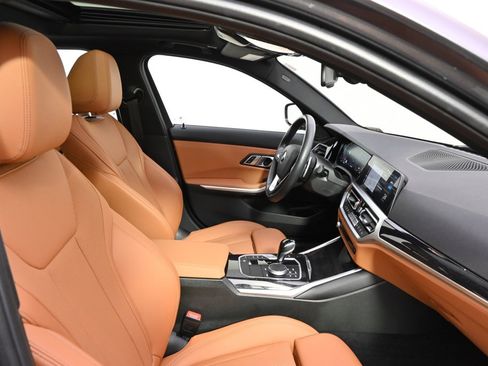 Used 2022 BMW 330i xDrive Sedan w/ Driving Assistance Package image 16