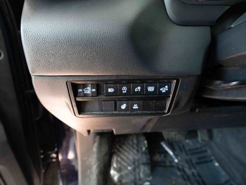 Used 2023 Toyota Tundra Limited image 11