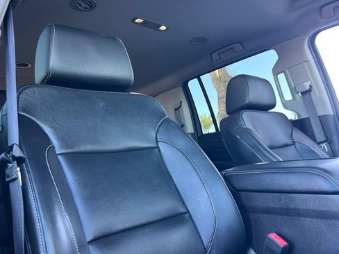 Used 2019 GMC Yukon XL SLT AWD/4WD image 21