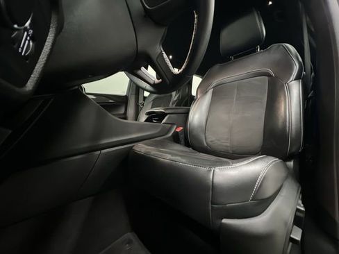 Used 2022 Jeep Grand Cherokee Altitude image 18