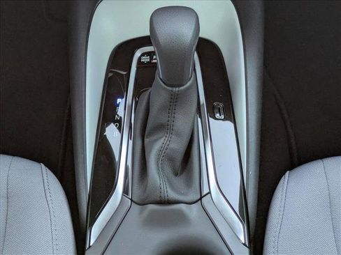 Used 2026 Toyota Corolla SE image 12