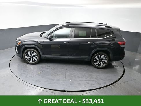 Used 2025 Volkswagen Atlas SE image 49