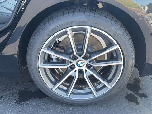 Used 2020 BMW 330i xDrive Sedan w/ Premium Package image 11