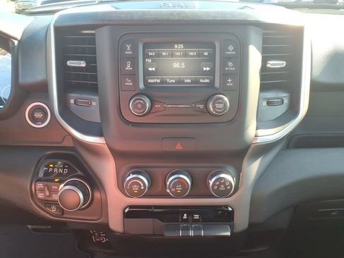 Used 2022 RAM 1500 Big Horn AWD/4WD image 22