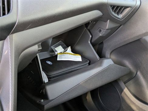 Used 2018 Ford Transit Connect XL image 18