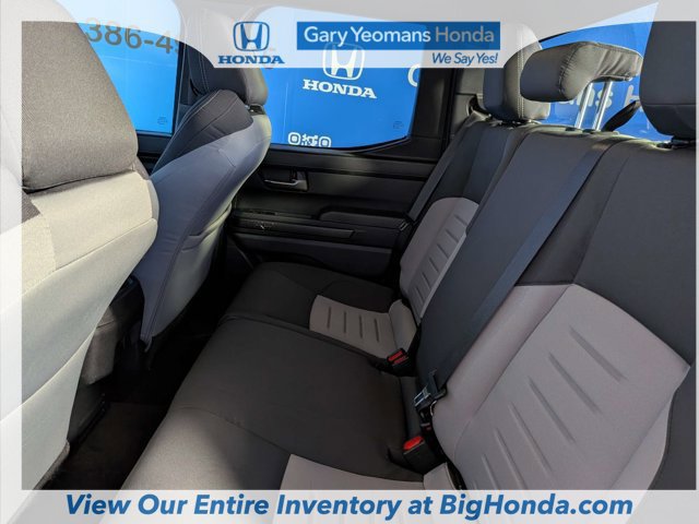 Used 2025 Toyota Tacoma TRD Sport AWD/4WD image 19