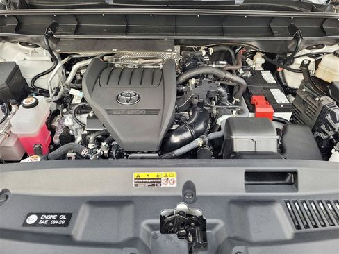 Used 2024 Toyota Highlander XSE image 26