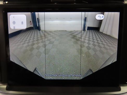 Used 2025 Ford F150 Lariat image 25