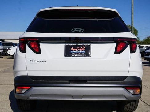 Used 2026 Hyundai Tucson SEL FWD image 6