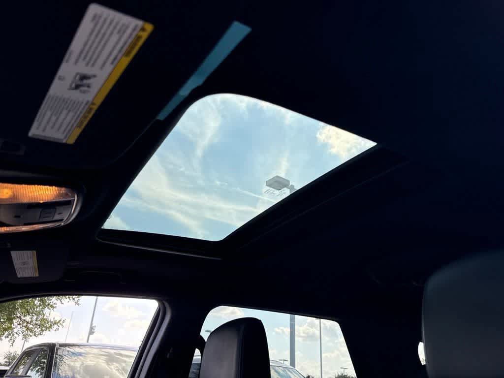 Used 2024 Dodge Durango GT RWD image 26