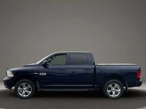 Used 2017 RAM 1500 Express AWD/4WD image 7