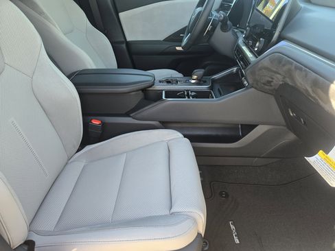 New 2026 Lexus TX 350 AWD image 9