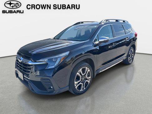 Used 2023 Subaru Ascent Limited w/ Technology Package image 9