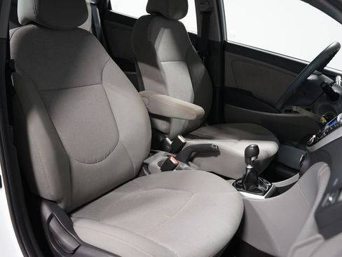 Used 2013 Hyundai Accent GS image 20