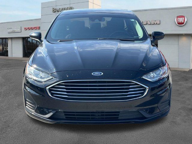 Used 2020 Ford Fusion SE FWD image 2