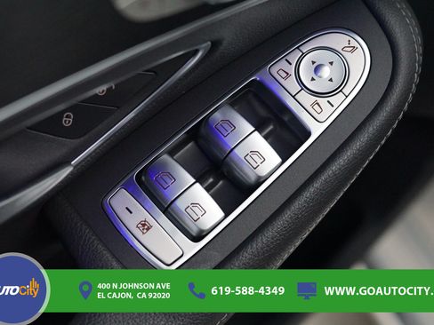 Used 2021 Mercedes-Benz C 300 Sedan image 17
