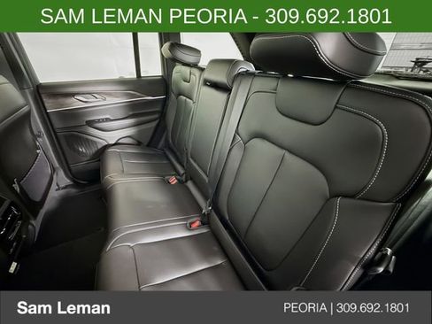 New 2025 Jeep Grand Cherokee Limited w/ Black Appearance Package image 25