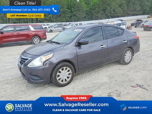 Used 2015 Nissan Versa SV w/ SV Tech Package FWD image 1