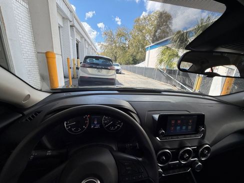 Used 2025 Nissan Sentra S image 31