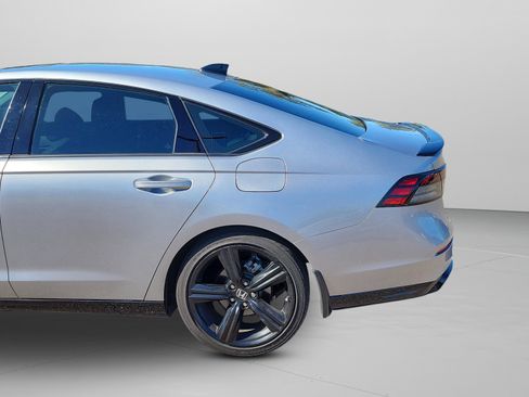 Used 2024 Honda Accord Sport image 34