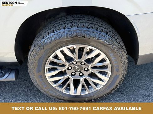 Used 2025 Chevrolet Suburban Z71 AWD/4WD image 13