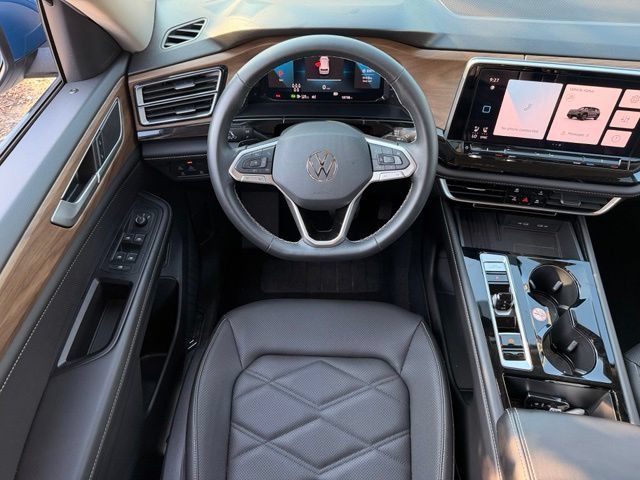 Used 2026 Volkswagen Atlas SE FWD image 15