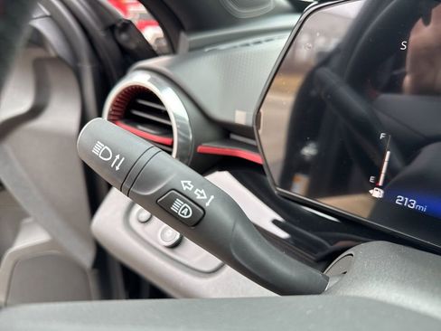 New 2026 Chevrolet Trax RS w/ Sunroof Package image 38