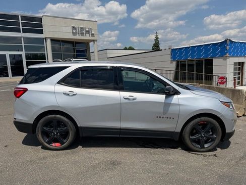 Used 2019 Chevrolet Equinox LT FWD image 5