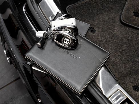 Used 2021 Bentley Flying Spur W12 image 83