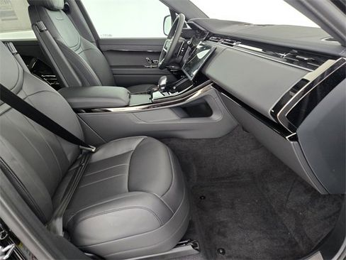 New 2026 Land Rover Range Rover Sport SE image 3