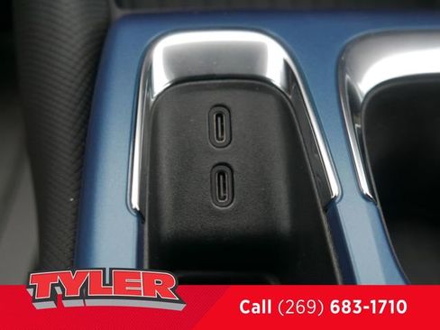 New 2026 Chevrolet Equinox EV LT image 36