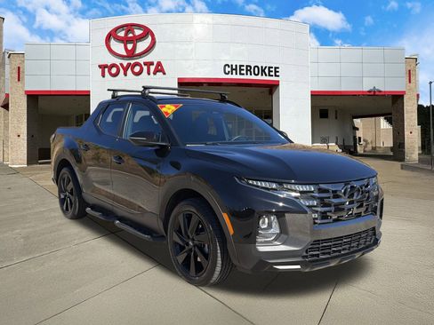 Used 2023 Hyundai Santa Cruz Night image 3